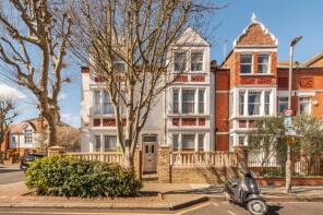 34, Carmalt Gardens, London SW15 6NE