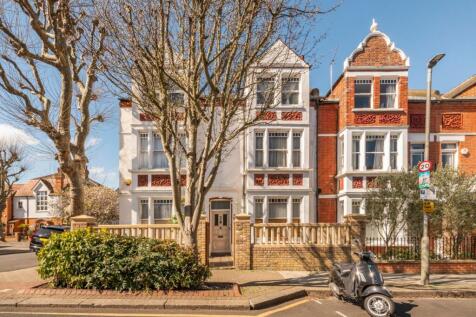 Carmalt Gardens,
West Putney, SW15