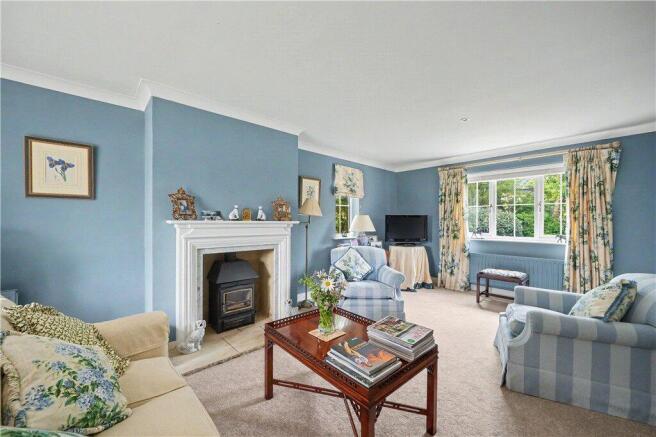4 bed Detached for sale Image 5