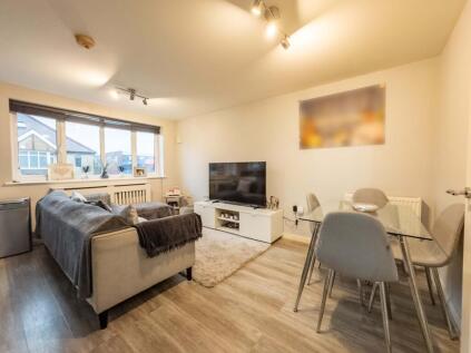 Hatfield Road, St. Albans, Hertfordshire, AL1