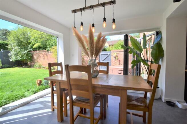 Dining Room 2.jpg