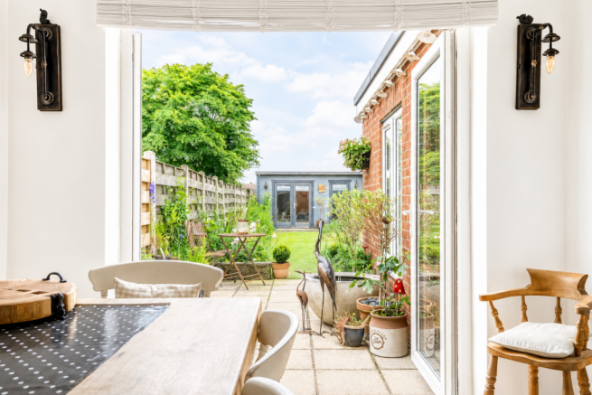 4 bed Semi-Detached for sale Image 9
