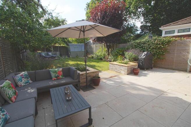 PATIO.jpg