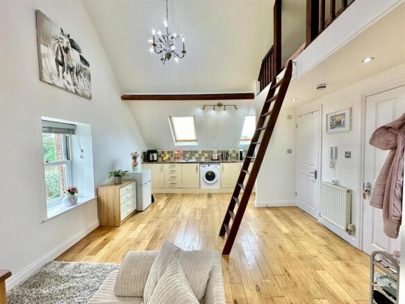Open Plan Kitchen & Living Space