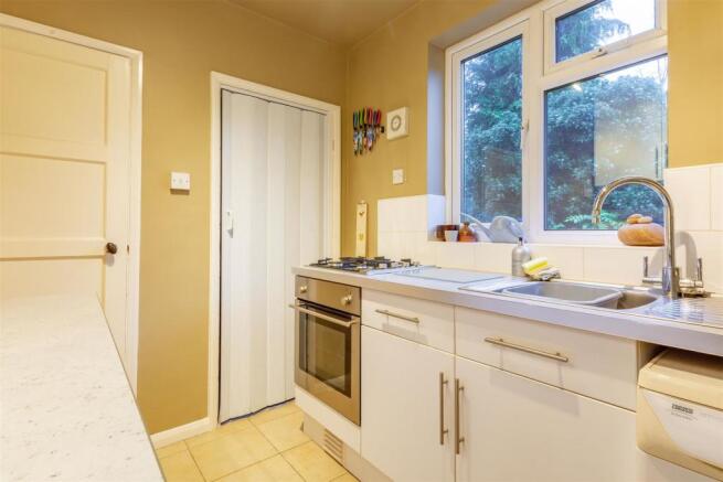 Kitchen_DSC4305-HDR copy.jpg