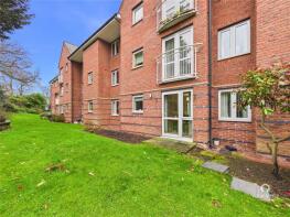 10, Chase Court, Whickham Central, Newcastle Upon Tyne NE16 4NL