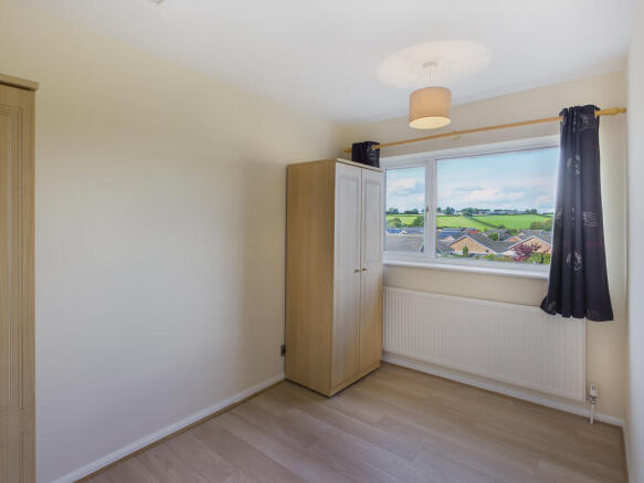 2 bed Semi-Detached to rent Image 6