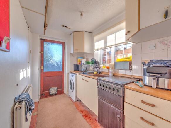 Ramsden Crescent, Carlton-In-Lindrick, S81 photo 4