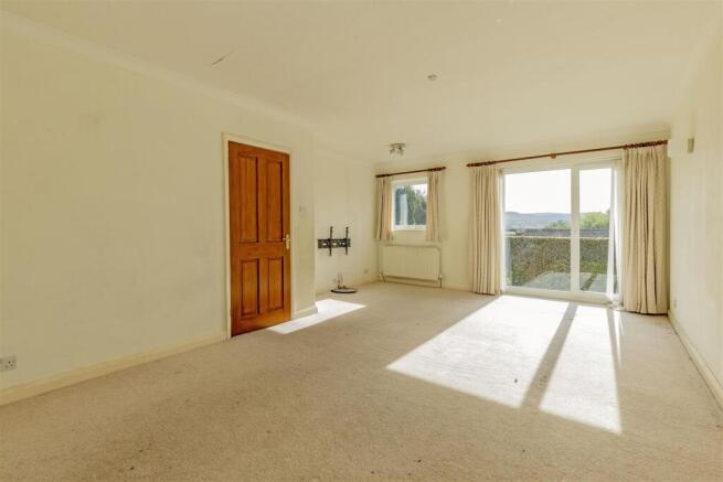 Reception Room-1.jpg