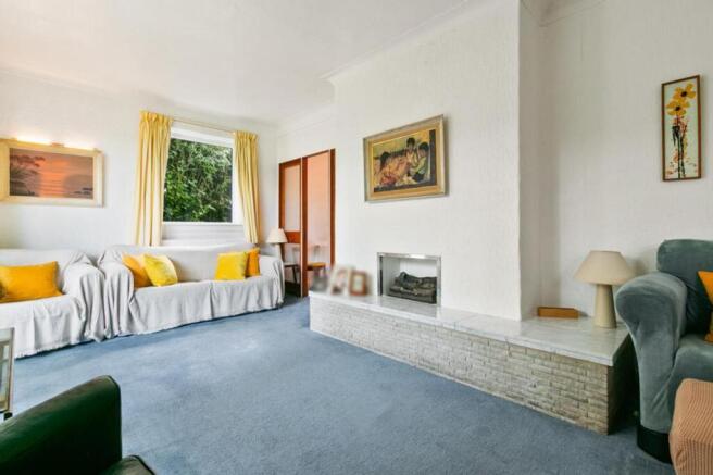 Kirkvale Drive, Newton Mearns, G77 photo 4