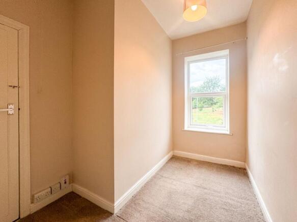 2 bed Terraced for sale Image 8