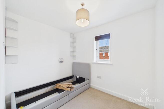 4 bed Detached to rent Image 10