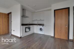Flat 21, 56 Park Crescent, Park Street, Luton LU1 3FU