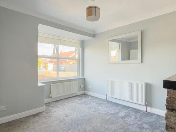 2 bed Semi-Detached for sale Image 5