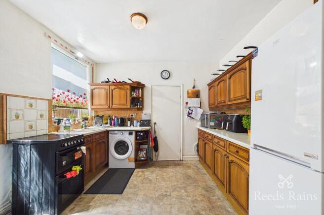 2 bed Semi-Detached for sale Image 6