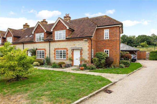 19 Cowdray Court
