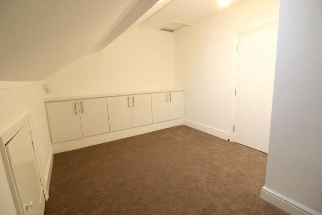 1 bed Apartment to rent Image 4