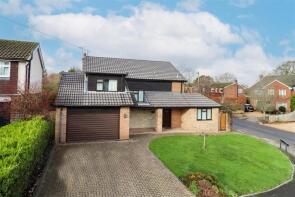2, Veronica Drive, Crookham Village, Fleet GU51 5SF