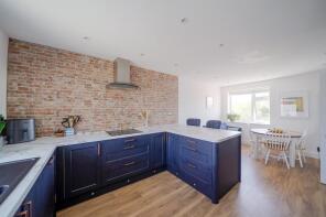 39b The Penthouse, Meols Drive, Wirral CH47 4AE