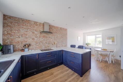 Meols Drive, CH47