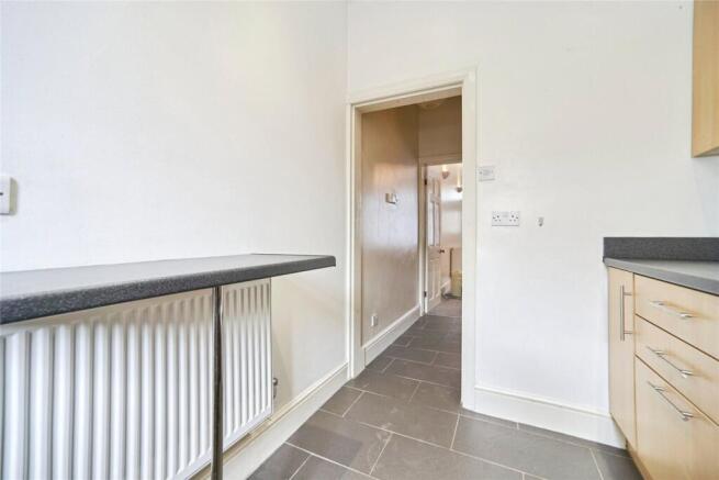 3 bed Terraced for sale Image 9