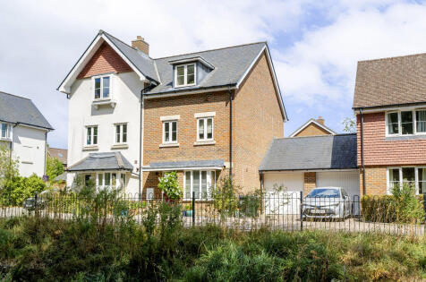 Ashengate Way, Uckfield