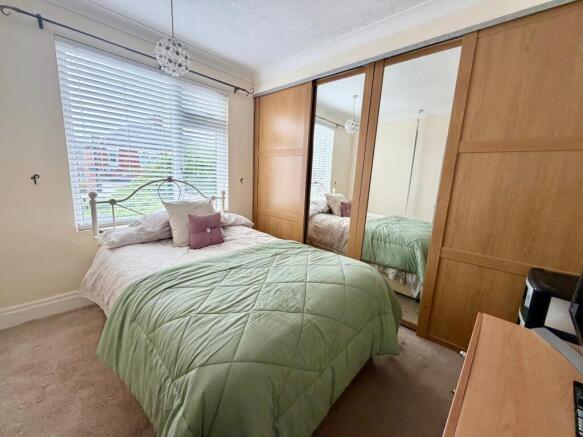 3 bed Semi-Detached for sale Image 8