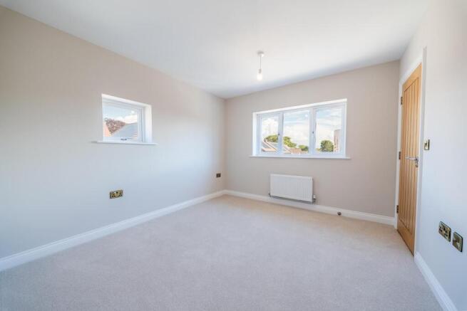 2 bed Bungalow for sale Image 4