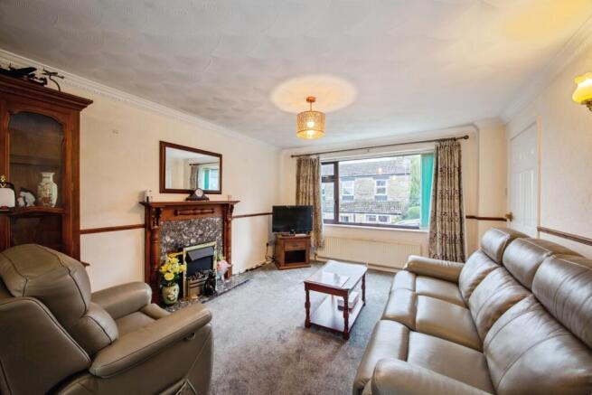 3 bed Semi-Detached for sale Image 5