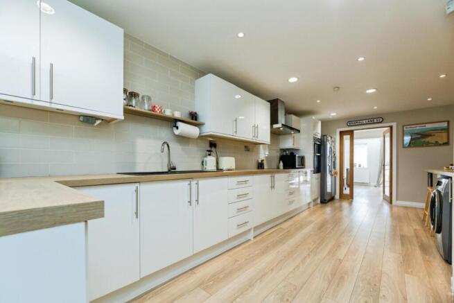 pbox-IMG.jpg