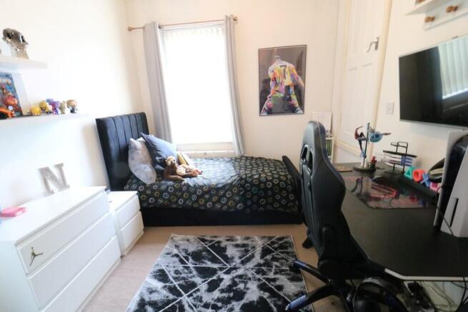 Photo 5