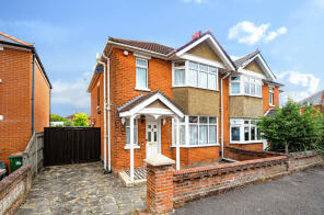 32, Wilton Crescent, Southampton SO15 7QP