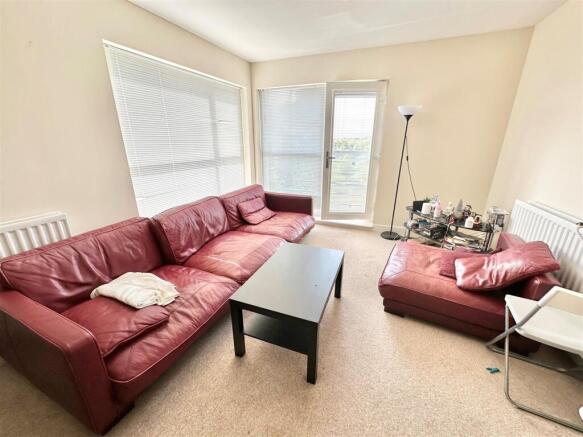 LIVING ROOM.jpg