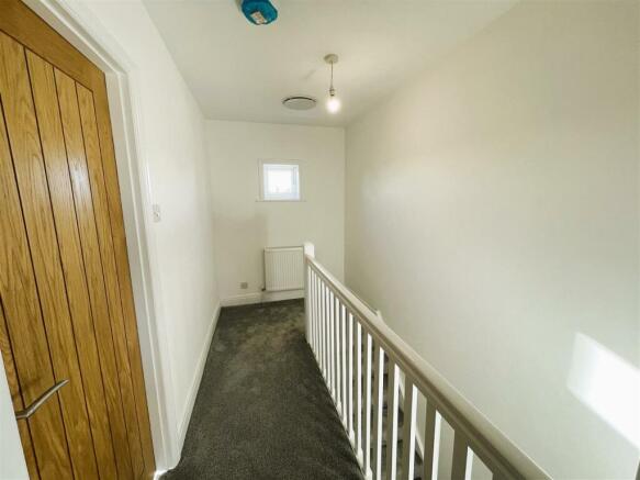 37 Victena Road landing.jpeg