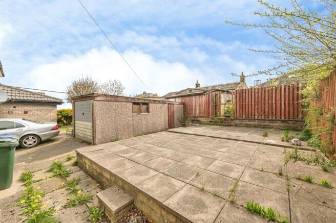 3 bed Semi-Detached Bungalow for sale Image 11