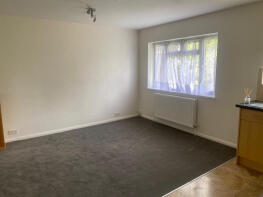 3, 103 Carley Court, Friern Park, North Finchley, London N12 9UG