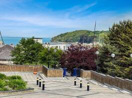 Flat 24, Admiral Gardens, Cowes PO31 7XE