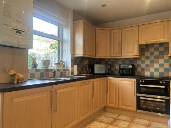 2 bed Terraced for sale Image 6