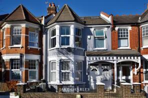 46, Kelvin Avenue, London N13 4TG