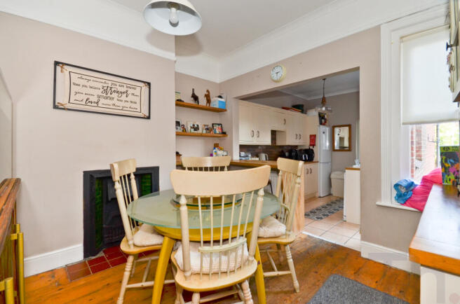Dining Room.JPG