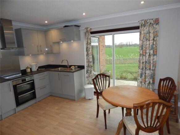 Kitchen/Breakfast