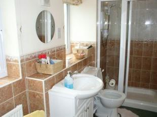 En- Suite Shower Roo