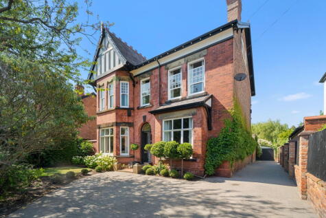 Derby Road, Formby, Liverpool, L37 7BN