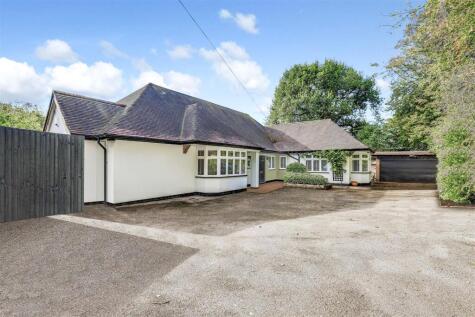 Private Road, Sherwood, Nottinghamshire, NG5 4DB