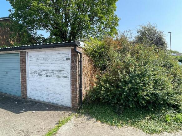 1 Goosecroft Gardens, Northallerton photo 2