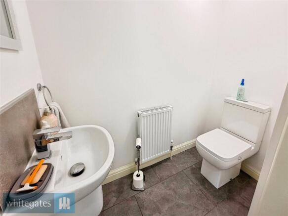3 bed Semi-Detached for sale Image 5