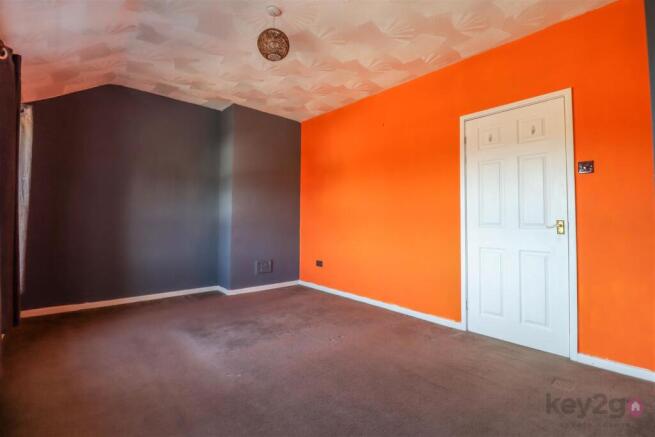 2 bed Semi-Detached for sale Image 9