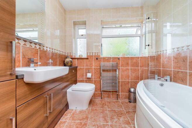 Ground Floor Bath...