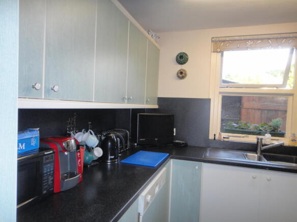 Photo 8