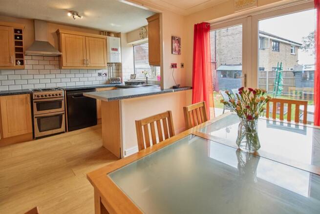 Fitted Dining Kitchen to Rear